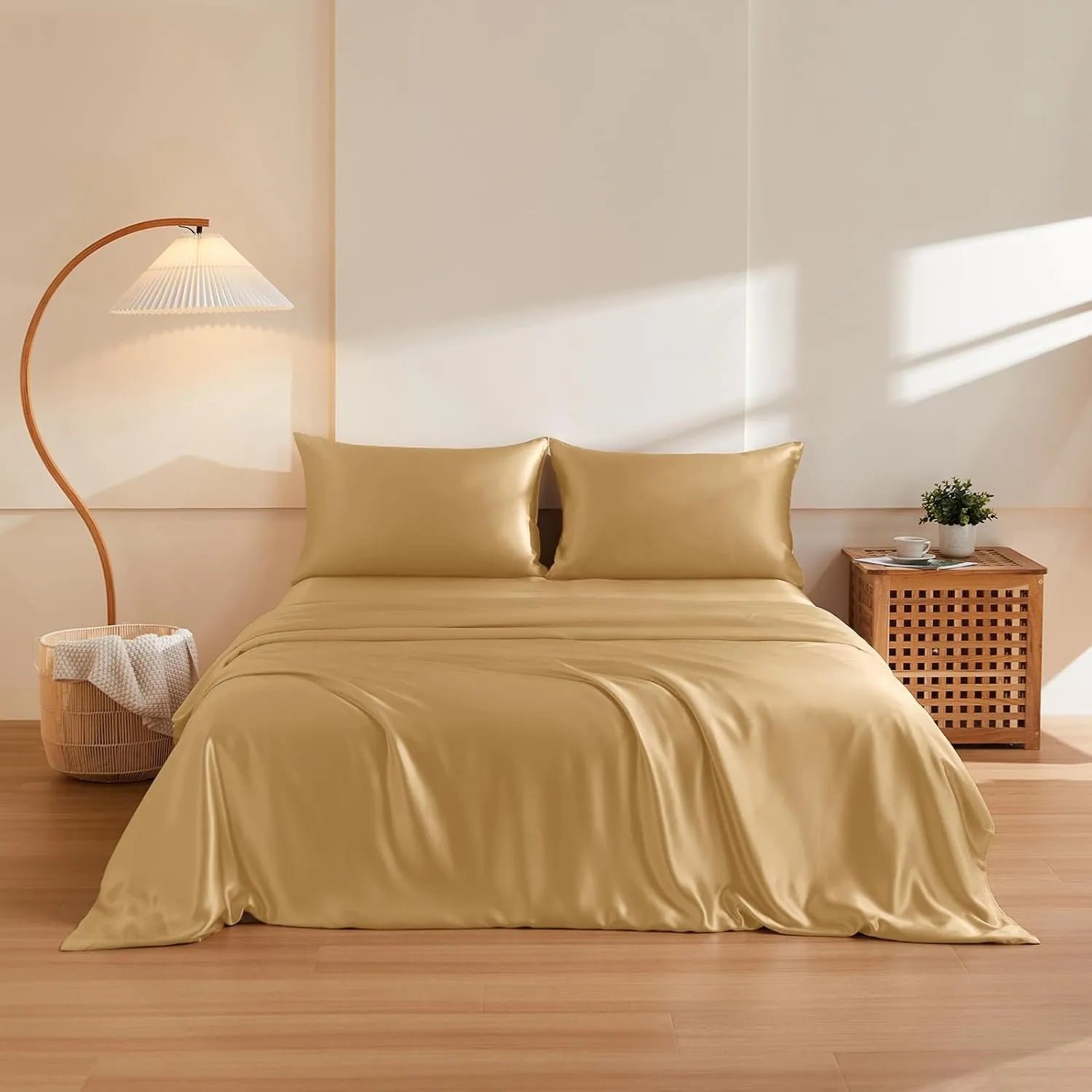 soft silk duvet cover set metallic gold.jpg soft silk duvet cover set metallic gold.jpg