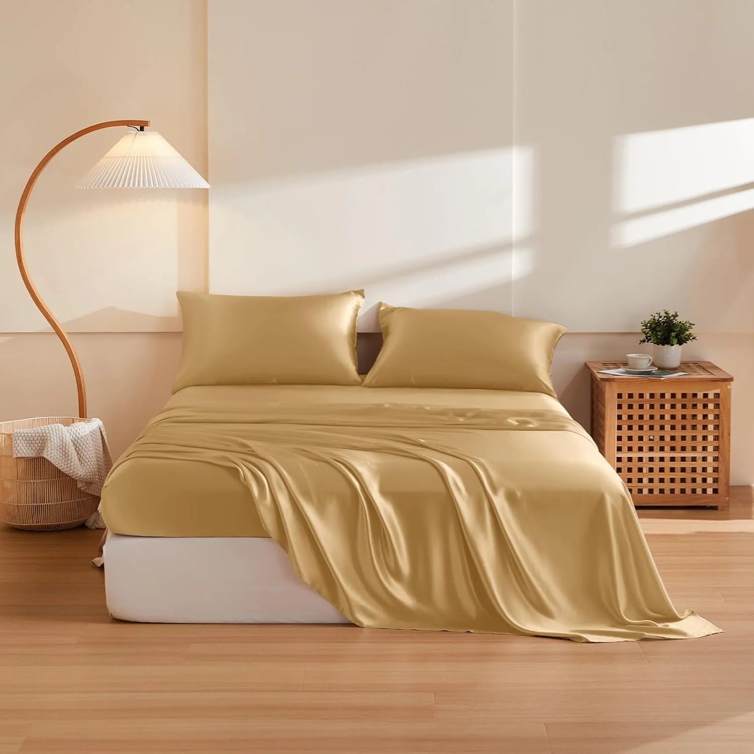 soft silk sheet set with flange pillowcases metallic gold.jpg soft silk sheet set with flange pillowcases metallic gold.jpg